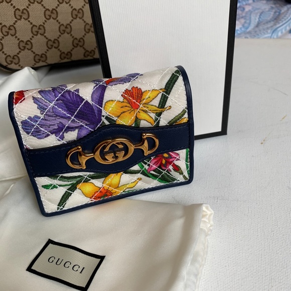 Gucci Handbags - Used Gucci Quilted Wallet